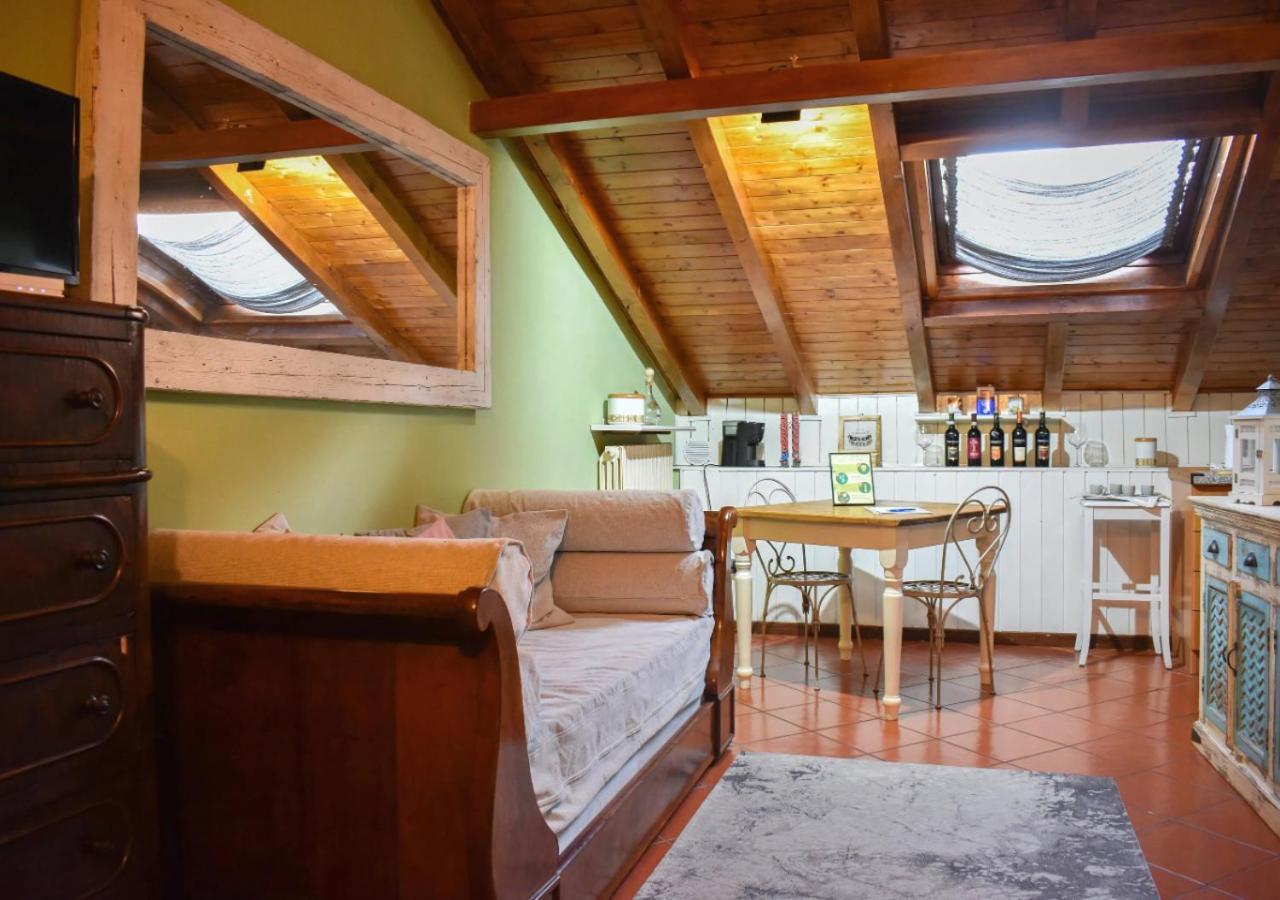 Casa In Contrada: Cozy Flat In Old Town Appartement Bellano